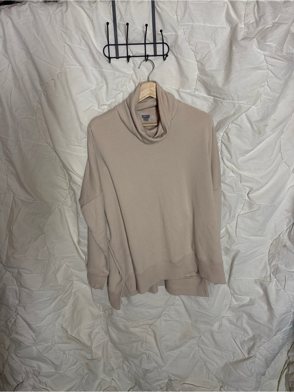 Aerie Beige Cowl Neck Pullover Sweatshirt Long Sleeve Oversized Slouchy Size Sm